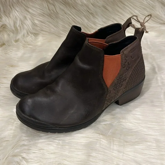 KEEN Morrison Chelsea Ankle Dress Boots Womens Brown Leather 2" Heels - Picture 4 of 9